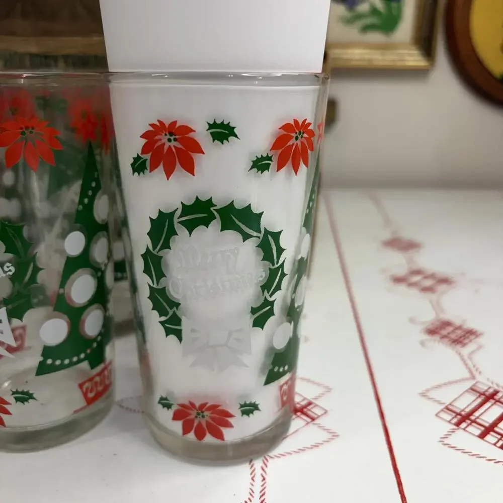 6 vintage holiday tumblers with original box
